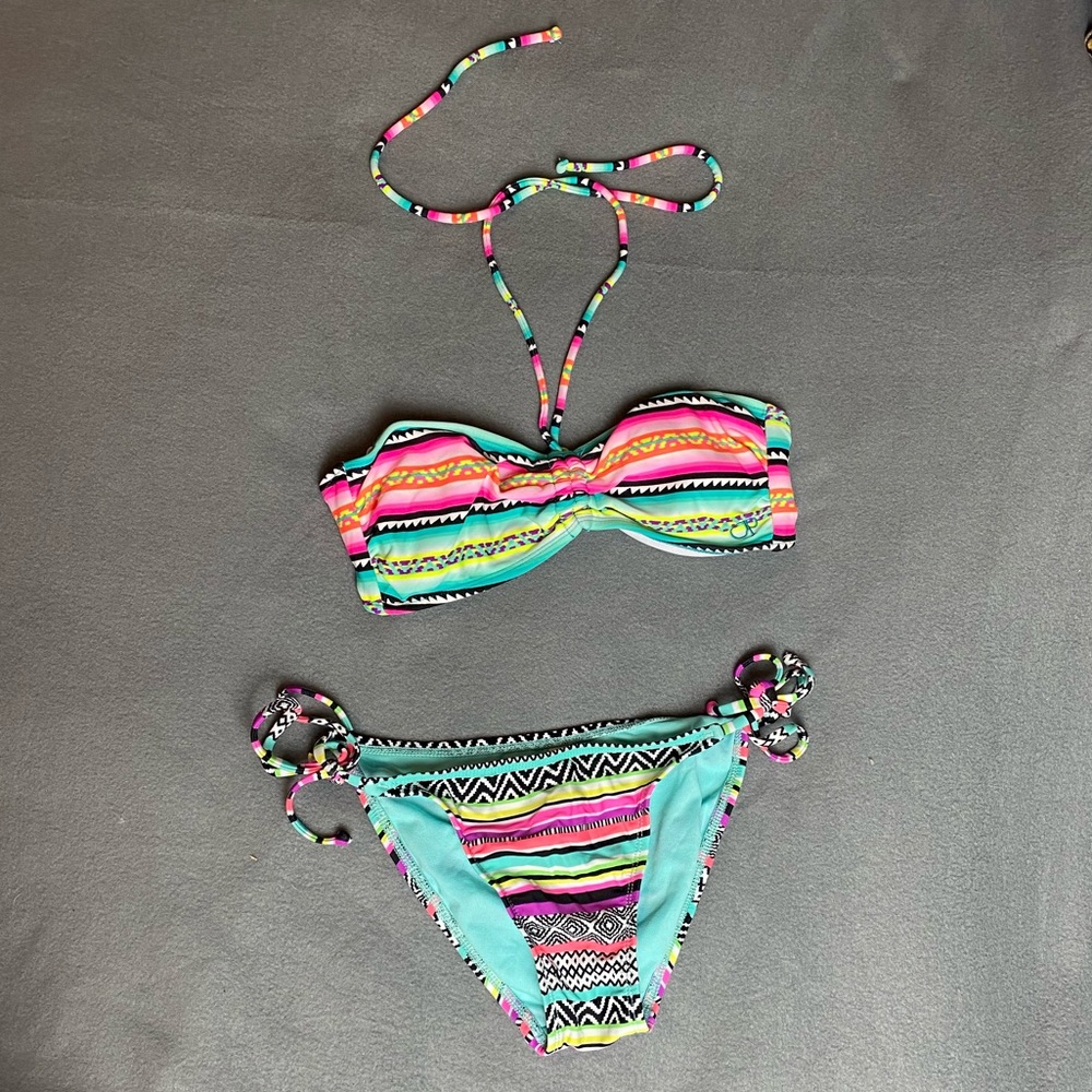 OP Swim Suit Top LG/ Bottom SM